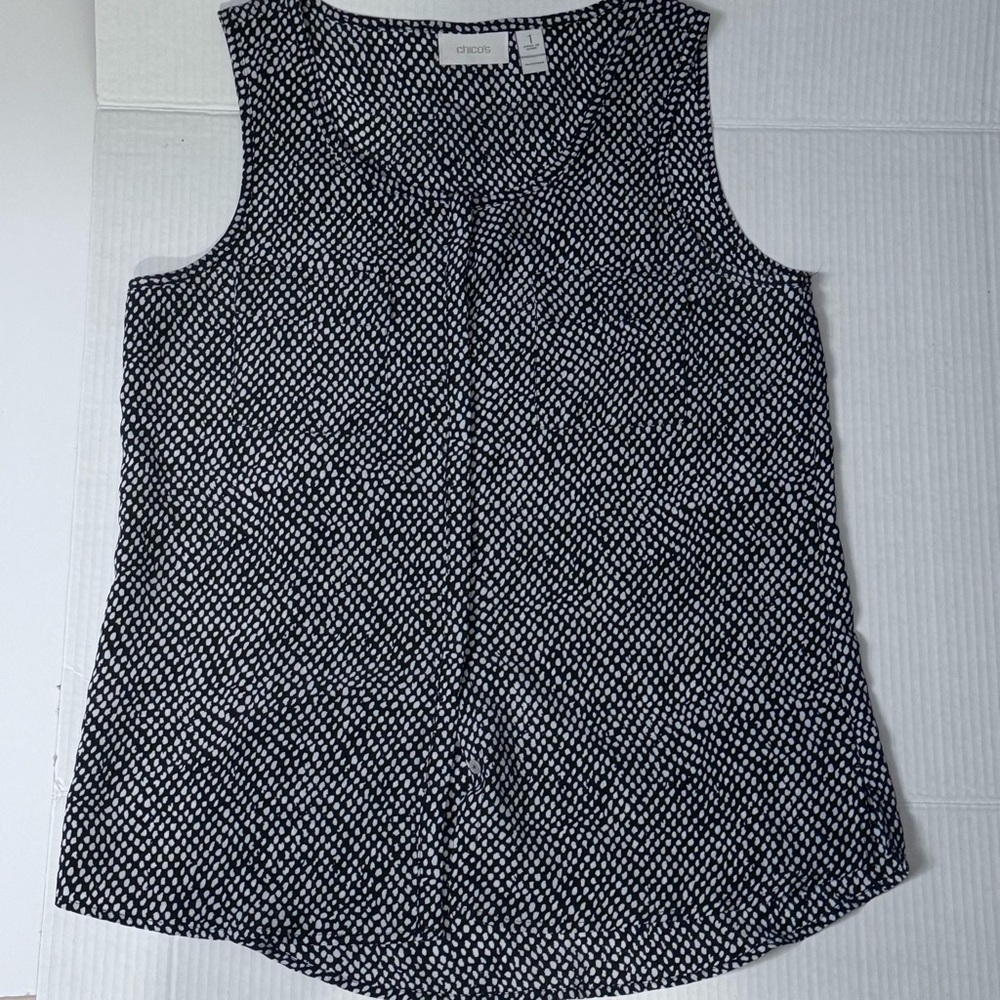 Chico's Monochrome Sleeveless Button Front w/ Pockets Tank Top